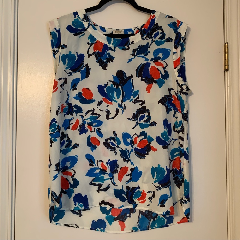 Floral Pattern Shell